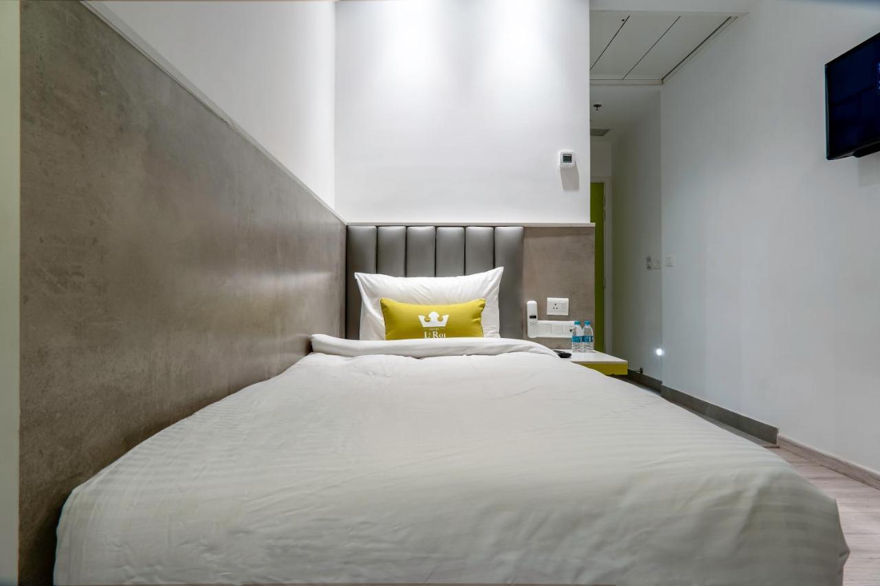 Hotel Le Roi Express Paharganj Nowe Delhi Zewnętrze zdjęcie