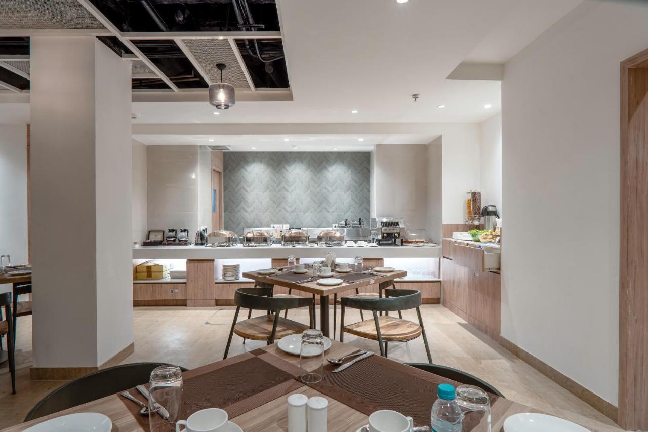 Hotel Le Roi Express Paharganj Nowe Delhi Zewnętrze zdjęcie